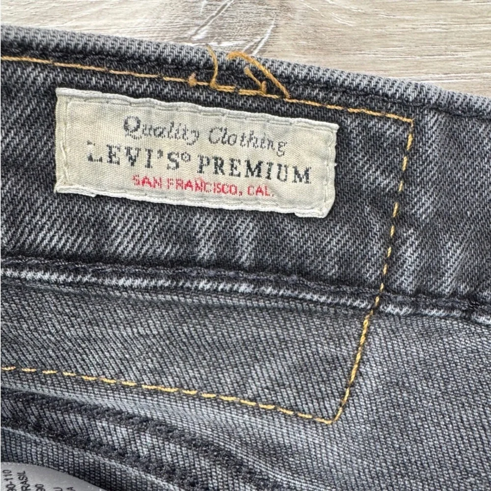 Levis‎ Premium 541 Athletic Taper Jeans Mens 36x34 Washed Black 18181-0636